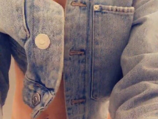 Emmy Elliott aka Emmy Corinne onlyfans Juicy chick fingers her shaved holes