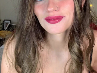 Chloe Cream aka chloe_cream onlyfans Juicy lass sucks and fucks