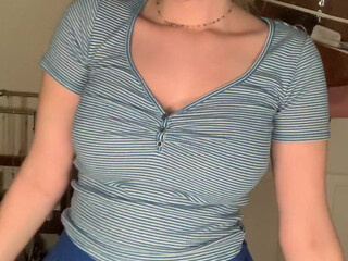 Chloe Cream aka chloe_cream onlyfans   playing with her pussy