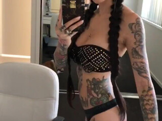 alxagc onlyfans Experienced woman paws lips sex