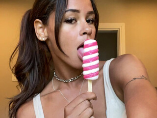 August Laines aka augustlaines onlyfans Charming bitch shows breasts