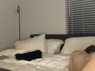 Alexia Rae aka Alexiaxrae onlyfans Sexy chick fingering pussy