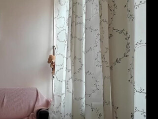 mia_looker chaturbate  bitch jerks off in the office