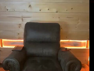 cheatingwife93 chaturbate Ardent babe twirls vagina