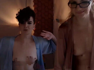 missalexthorn chaturbate Shy Babe Shows Shaved Cunt