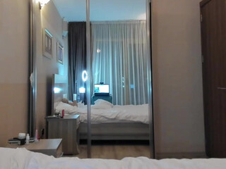 tinayoudream chaturbate Luxury chick chatting in free chat