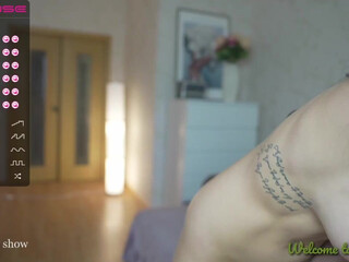 oxxme chaturbate Busty bitch caresses shaved cunt