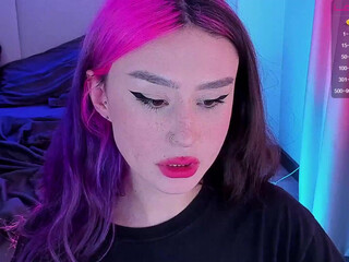 amysplit chaturbate  fucks hairy cunt