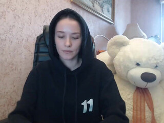 ariana_777 chaturbate Blonde female made privat with a toy