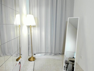 y_u_m_i_k_a chaturbate Tasty babe fucks both holes