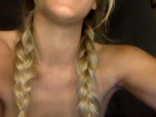 addisonvodka chaturbate Naked beauty in the kitchen