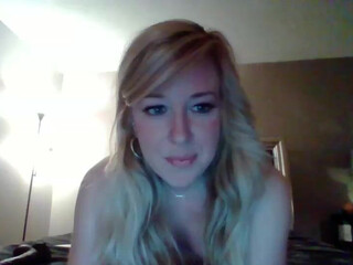 lily_danger92 chaturbate Naughty courtesan - fucked both holes