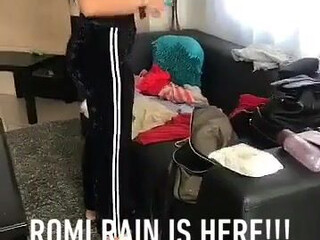 Romi Rain aka romi_rain onlyfans 13 March 2022 Latest May from chaturbate show