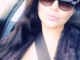 Romi Rain aka romi_rain onlyfans Playful lady fondles her finger