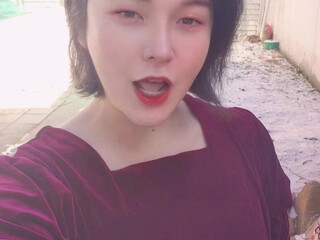 Jessie Lee aka tsjessielee onlyfans Crazy babe posing nude