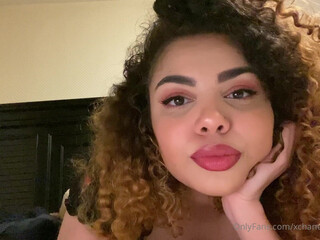 Chanelle Diamond aka xchanellediamondx onlyfans Lustful female passionately fucks her cunt