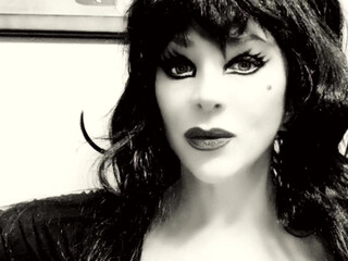 Dr. Dot aka drdot onlyfans Shrew babenka fucks with a vibrator