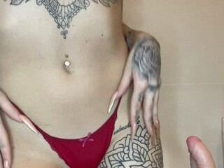 xlucy onlyfans Beautiful slut hard jerks off point