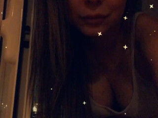 Francysbelle onlyfans Tattooed Skin Masturbates Pussy