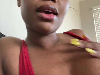 Mali J aka thelifeofmalij onlyfans Slender bitch fucks in the anus