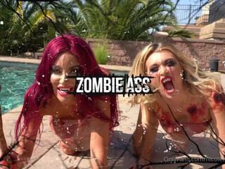 Nicolette Shea aka nicolettesheasquad onlyfans Gorgeous ladies chatting in free chat