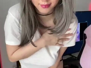 Nami aka namigonewild onlyfans  broken pink cunt