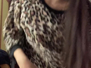 MimiGtff aka mellamanmimii aka mimi_gtf2 onlyfans Shy chick caresses big tits