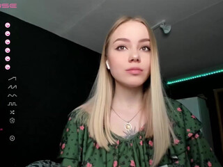 ur_sweet_lily chaturbate Spicy chick fucks sex toy