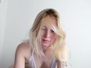 strong_eva chaturbate Gorgeous girl is naughty in front of a mirror