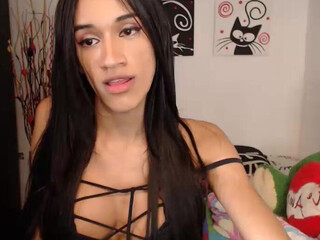sweetlaurasaenz_221216_1953 chaturbate 29_03_2022 Latest webcam