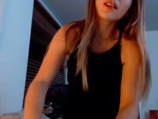 Kendall Tyler_Kendall Tyler Crazy chick turns a huge ass