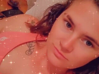 littlemrsp onlyfans Cute harlot masturbating pussy