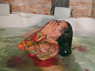 kattmodel onlyfans Lusty bitch shows body