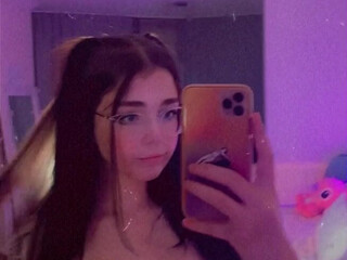 euphoriakush.h onlyfans Awesome bitch seduces with beautiful forms