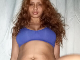 Zaharah Lust aka zaharahlust20 onlyfans Cute kralia takes off her panties and jerks off her cunt