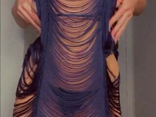 Summer Lynn Hart aka summerlynnunlocked onlyfans Busty blonde is sucking a pussy