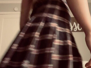 Baileybootles onlyfans fucks herself with different sized dicks