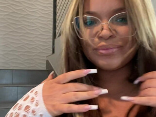 trishyland onlyfans 20-03-2022 performance Latest sex show