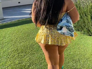 trishyland onlyfans 12-02-2022 performance Camcording