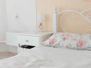 imbaregirl chaturbate Stunning beauty Zara poses in erotic outfit