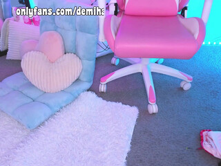 demihawks chaturbate Gorgeous model seduces with big tits