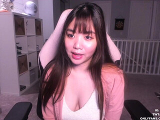 clara_chan chaturbate Gorgeous slut gives big boobs