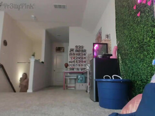 pr3ttyp1nkpussy chaturbate Spicy shlendra caresses nipples