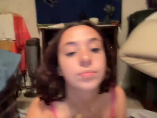 avangelinefunn99 chaturbate Graceful devil with her palm rubs her vagina