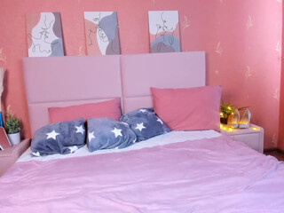 myrtlevanse chaturbate Spicy chick fucks sex toy