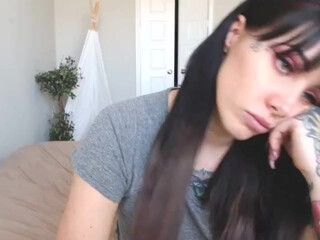 ashlie_lotus chaturbate Feral bitches masturbate cunt and cum