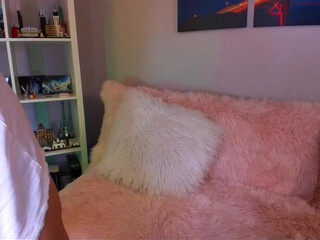 alisonfire chaturbate Vulgar thing stretches vaginal hole