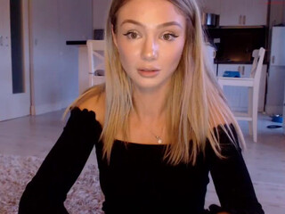 yveline chaturbate Full ticket show form June-18; 2022