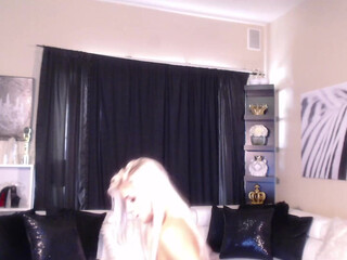 robxxxrider chaturbate Mature chick pulls pussy