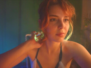 psychedelicariaa chaturbate Insatiable female fucks sex toy